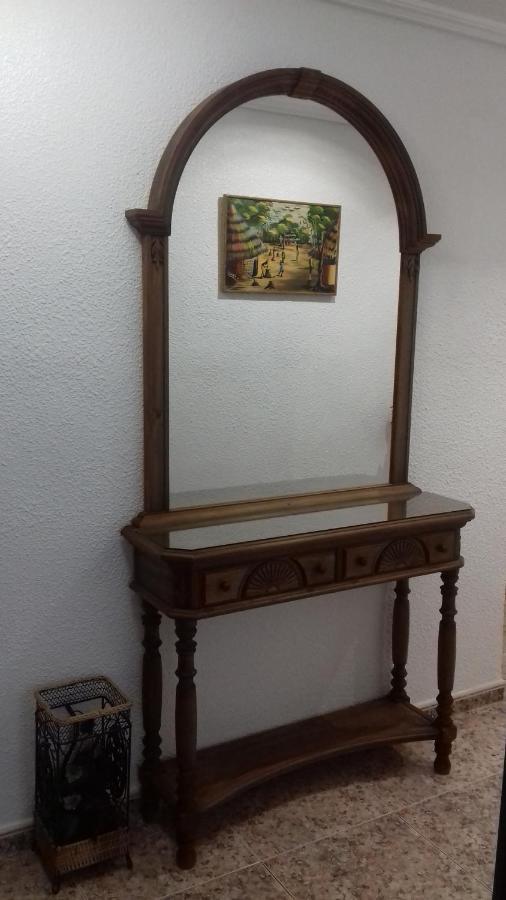 אלצ'ה Apartamento El Misteri מראה חיצוני תמונה